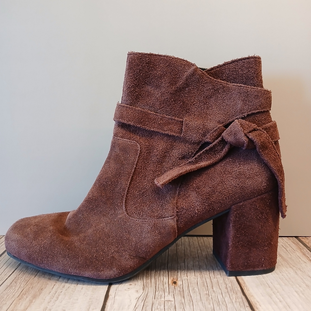 Women's Franco Sarto Leather Suede Bootie, Size 8.5 M, Style-Pamela, Side Zip